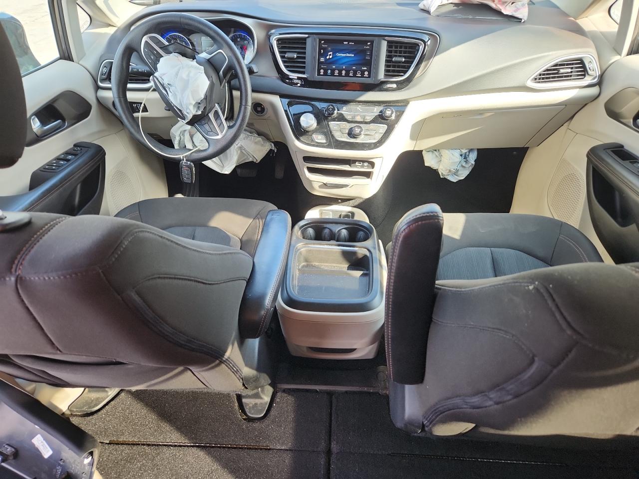 2020 Chrysler Pacifica Touring VIN: 2C4RC1FG4LR152530 Lot: 93019625