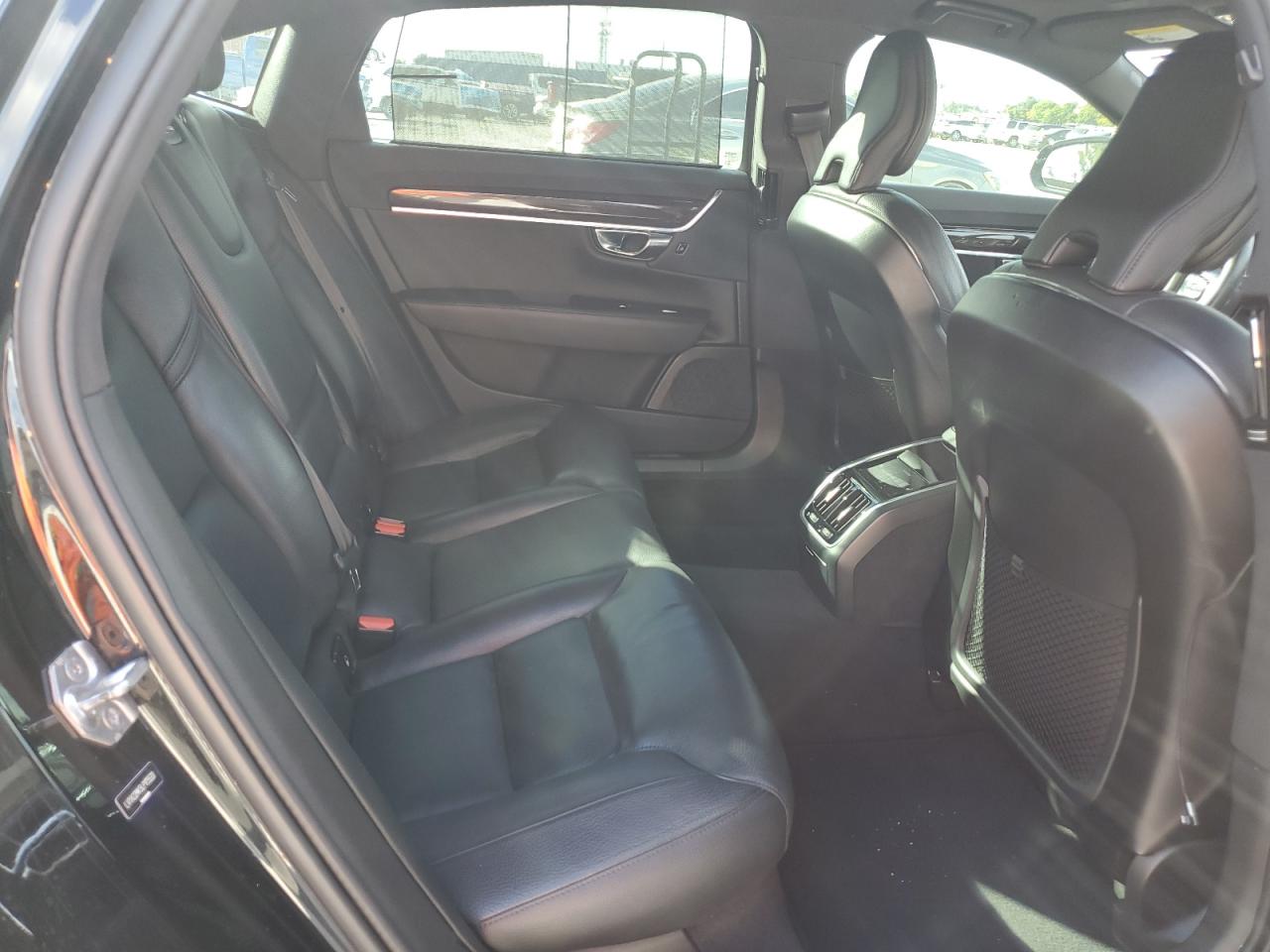 2020 Volvo S90 T6 Momentum VIN: LVYA22MK5LP175533 Lot: 92989635