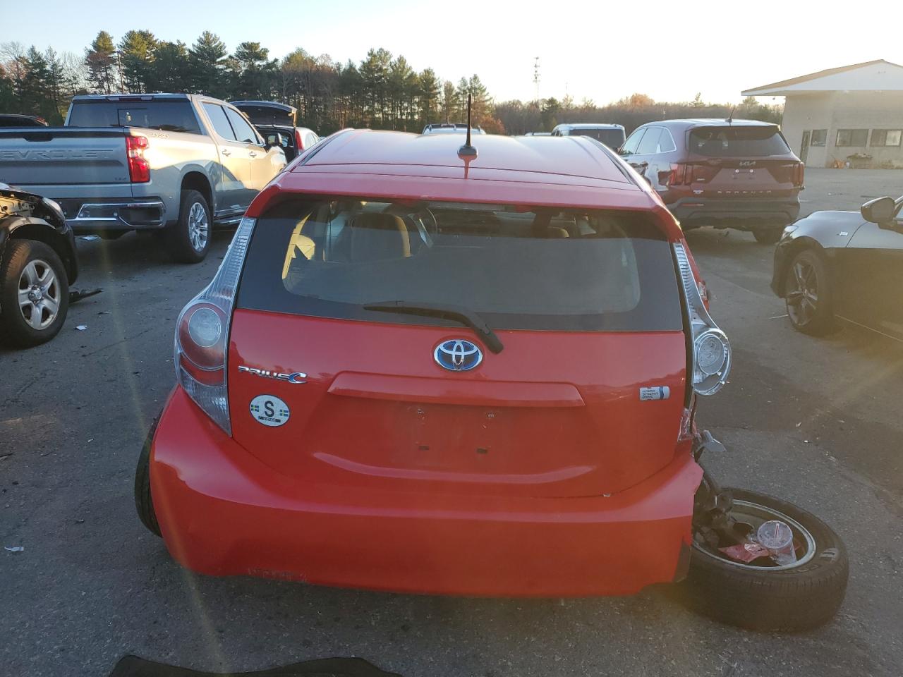 2013 Toyota Prius C VIN: JTDKDTB39D1537374 Lot: 93536175