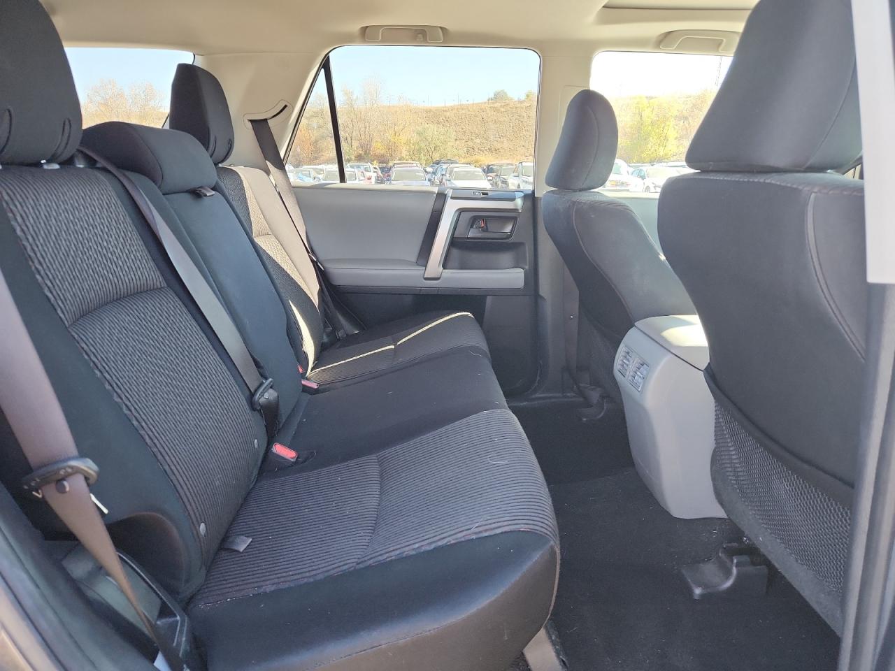 2011 Toyota 4Runner Sr5 VIN: JTEBU5JR5B5058825 Lot: 91307655