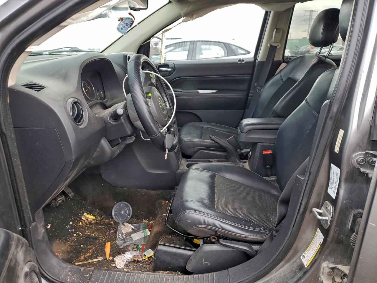 2014 Jeep Compass Latitude VIN: 1C4NJDEB0ED617712 Lot: 93694675