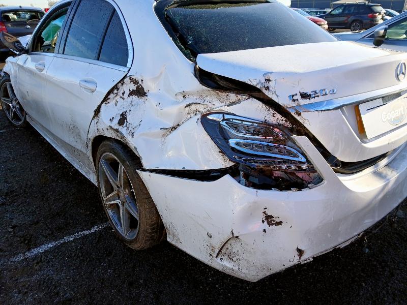 2016 MERCEDES-BENZ C CLASS C220D AMG LINE 4DR AUTO
