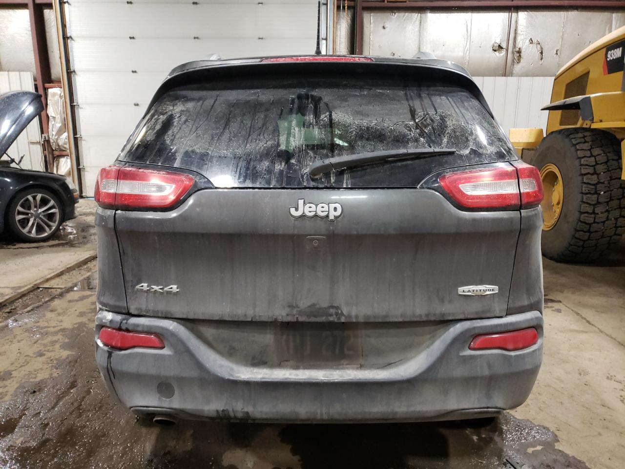 2017 Jeep Cherokee Latitude VIN: 1C4PJMCB2HW664096 Lot: 92411475