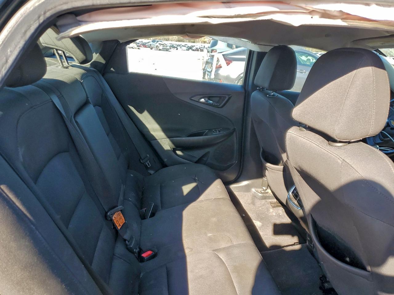 2018 Chevrolet Malibu Lt VIN: 1G1ZD5ST1JF149945 Lot: 94222655