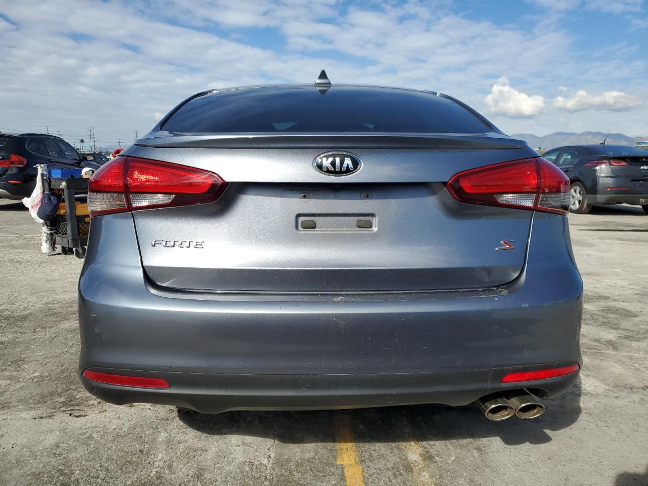 2018 Kia Forte Lx VIN: 3KPFL4A73JE273012 Lot: 93484545