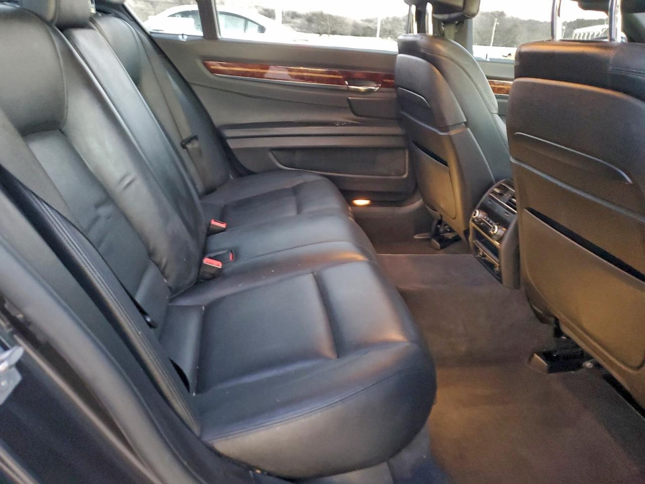 2015 BMW 740 Lxi VIN: WBAYF4C52FD28229 Lot: 94700555