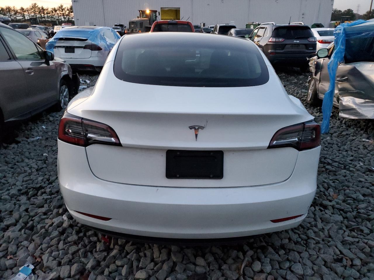2023 Tesla Model 3 VIN: 5YJ3E1EA1PF475688 Lot: 93305485