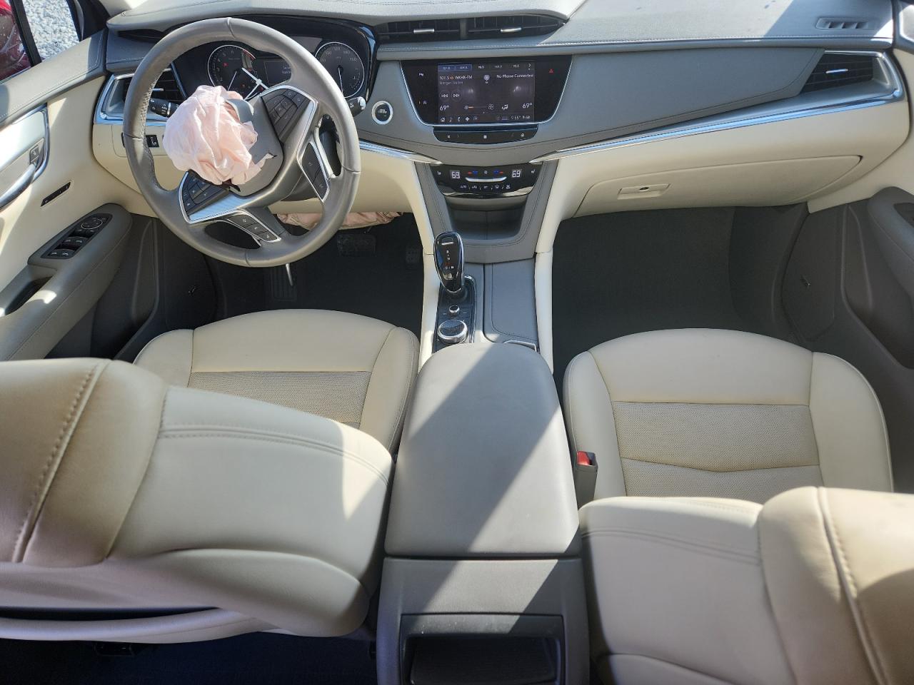 2020 Cadillac Xt5 Premium Luxury VIN: 1GYKNCRS5LZ215870 Lot: 92590595