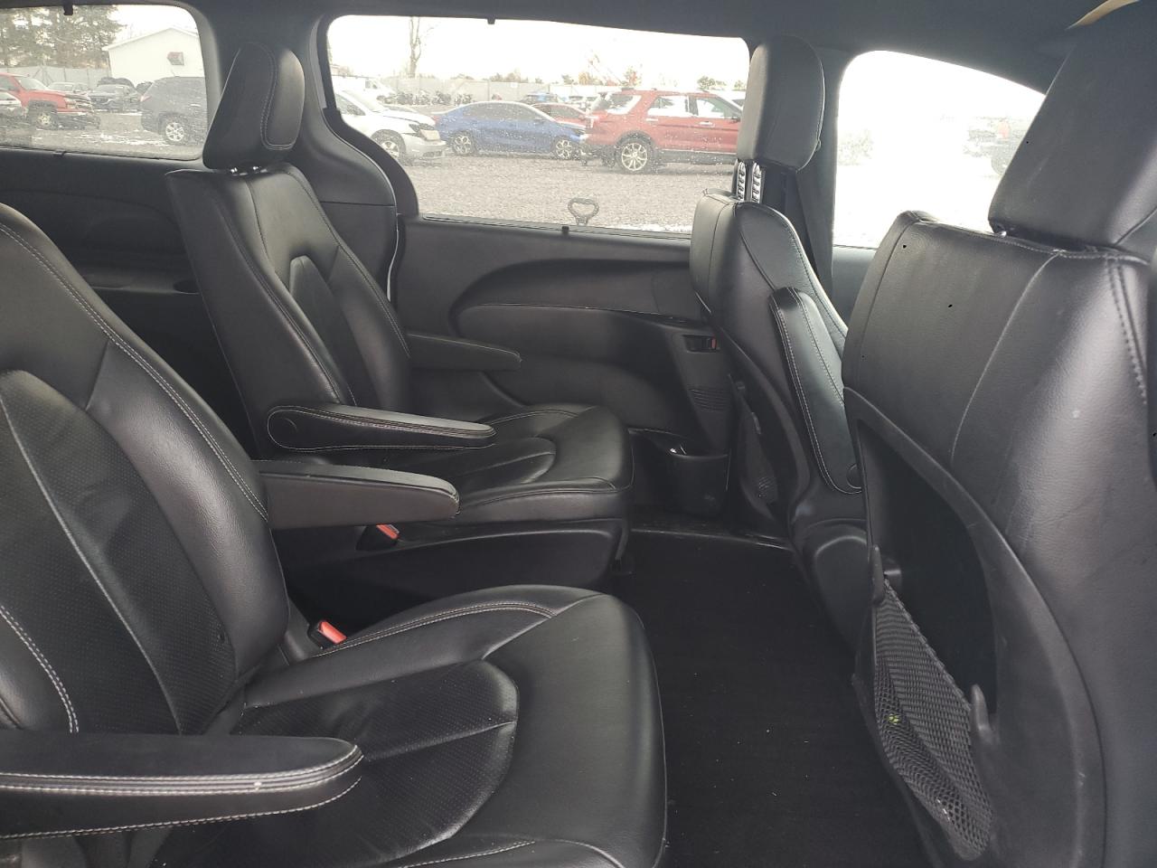 2020 Chrysler Pacifica Hybrid Touring L VIN: 2C4RC1L75LR263527 Lot: 91383125