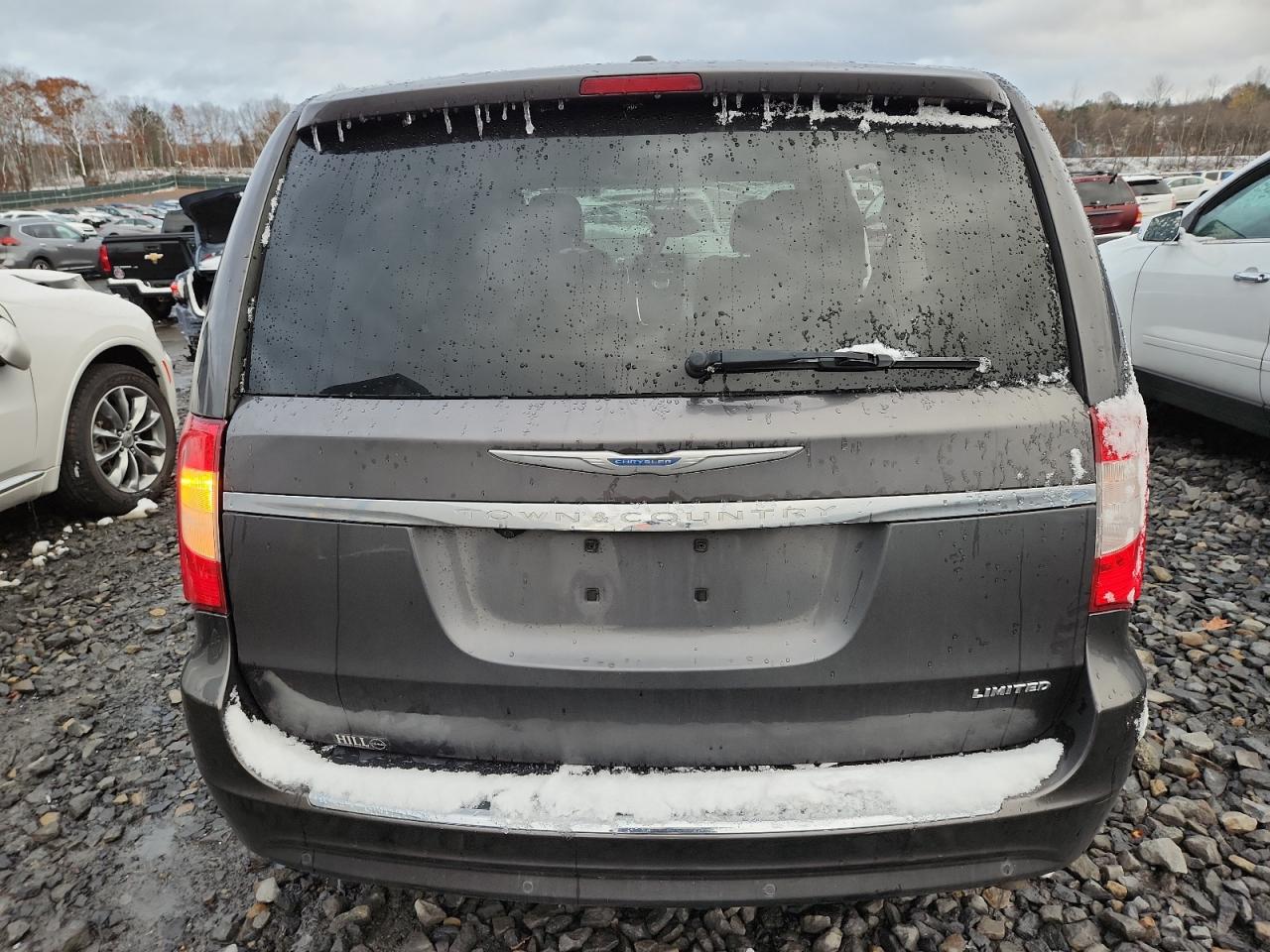 2015 Chrysler Town & Country Limited Platinum VIN: 2C4RC1GG9FR752589 Lot: 91835175