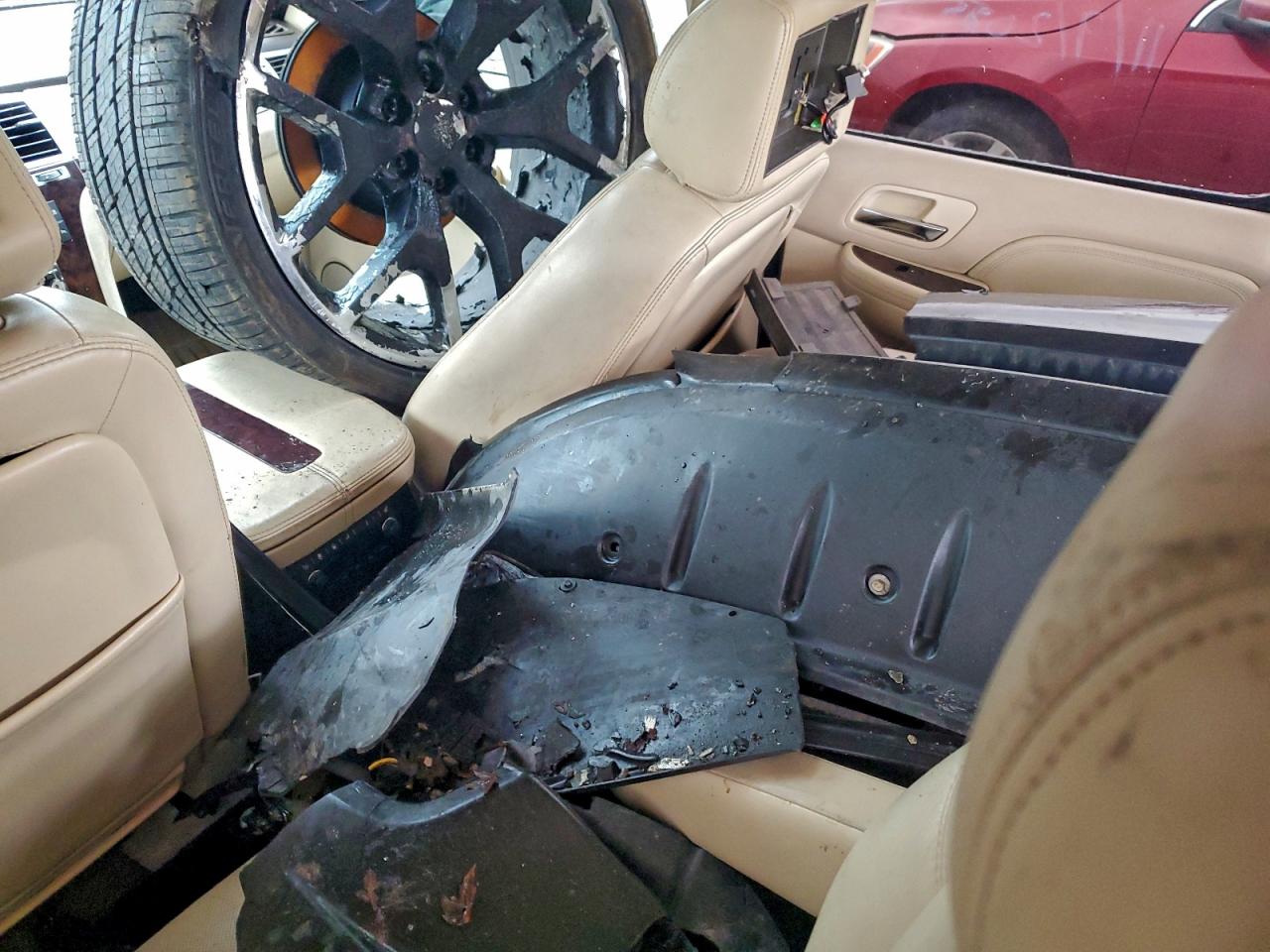 2007 Cadillac Escalade Luxury VIN: 1GYFK63877R218980 Lot: 94234975