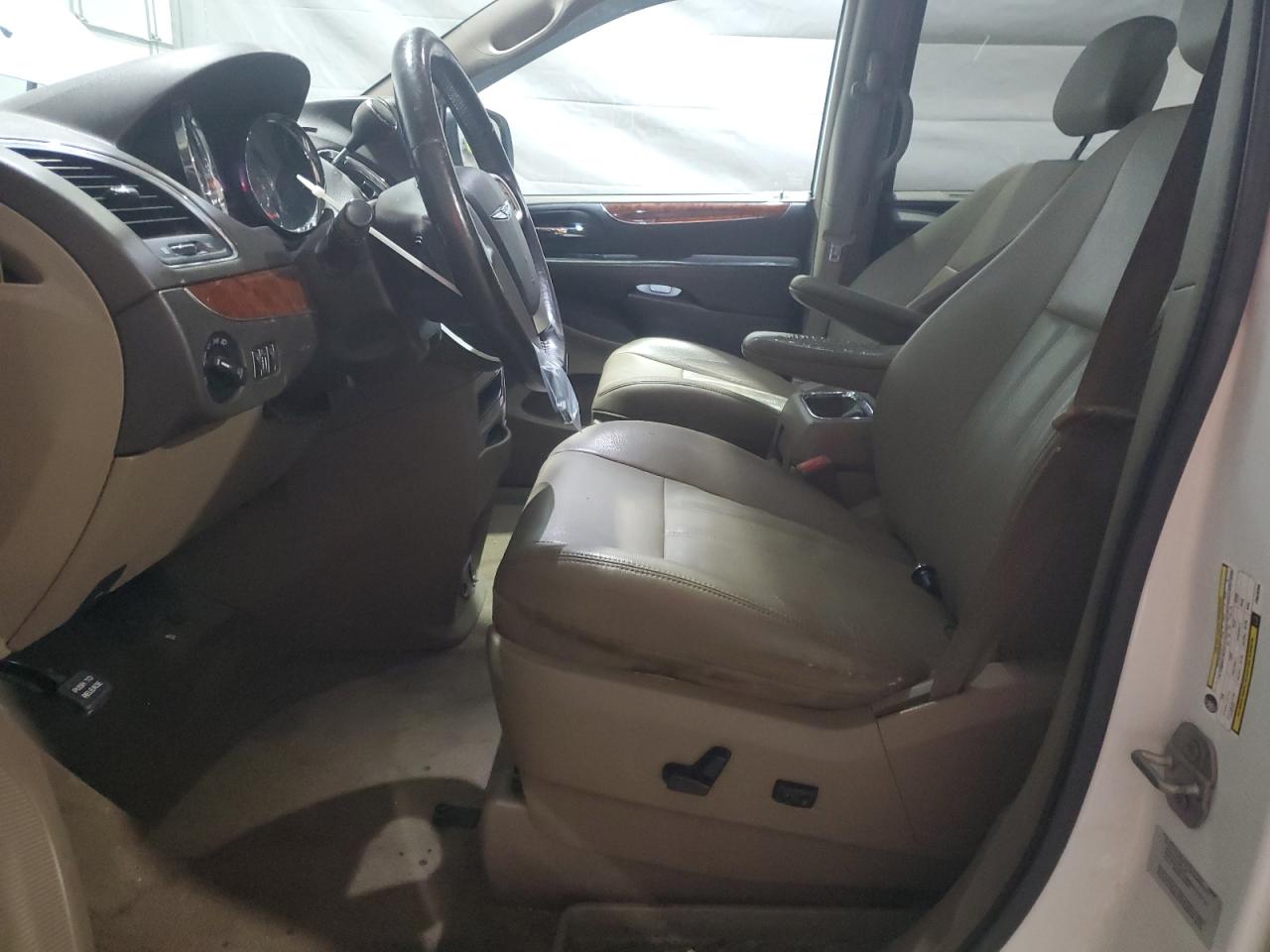 2015 Chrysler Town & Country Touring VIN: 2C4RC1BG3FR629359 Lot: 89647995