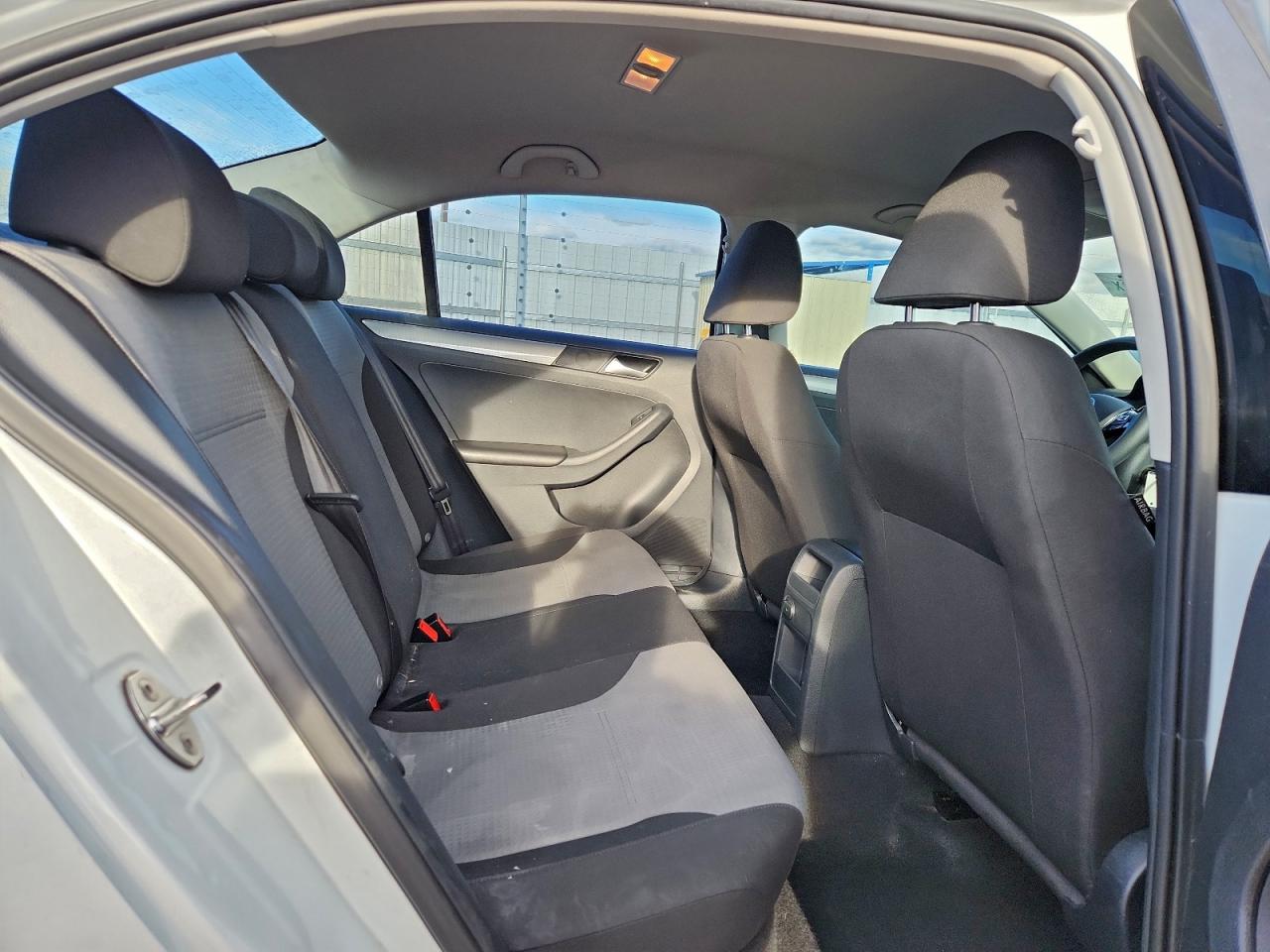 2017 Volkswagen Jetta S VIN: 3VW2B7AJ5HM265425 Lot: 94517975