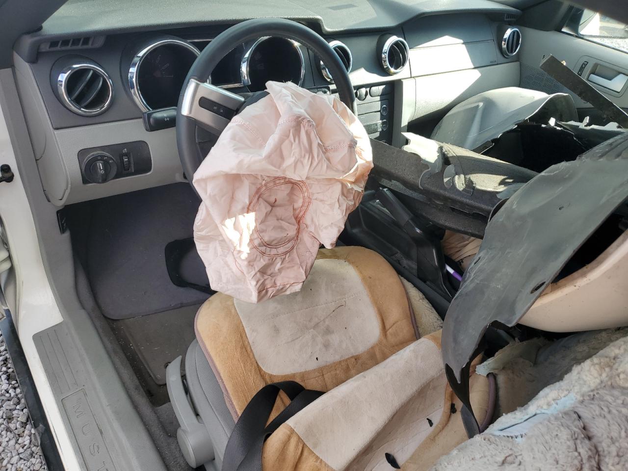 2009 Ford Mustang VIN: 1ZVHT84N195108266 Lot: 91052465