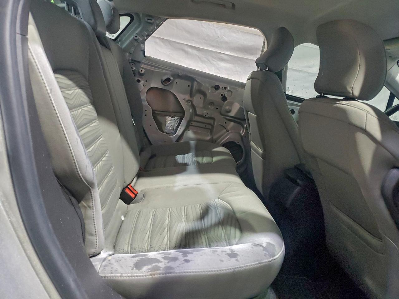 2016 Ford Fusion S VIN: 3FA6P0G72GR351582 Lot: 93824185