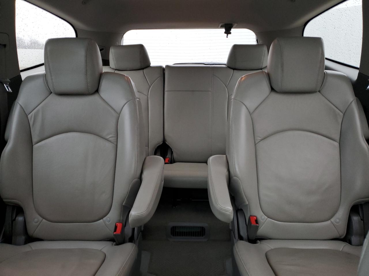 2010 Chevrolet Traverse Lt VIN: 1GNLRGED9AS125518 Lot: 92925285