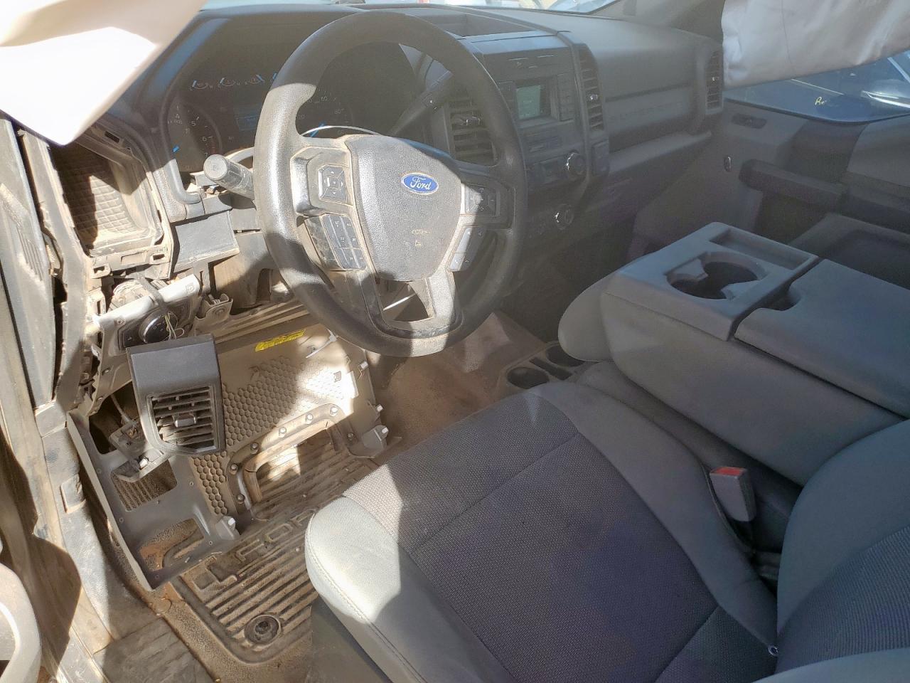 2019 Ford F250 Super Duty VIN: 1FT7X2B62KED52736 Lot: 92912755