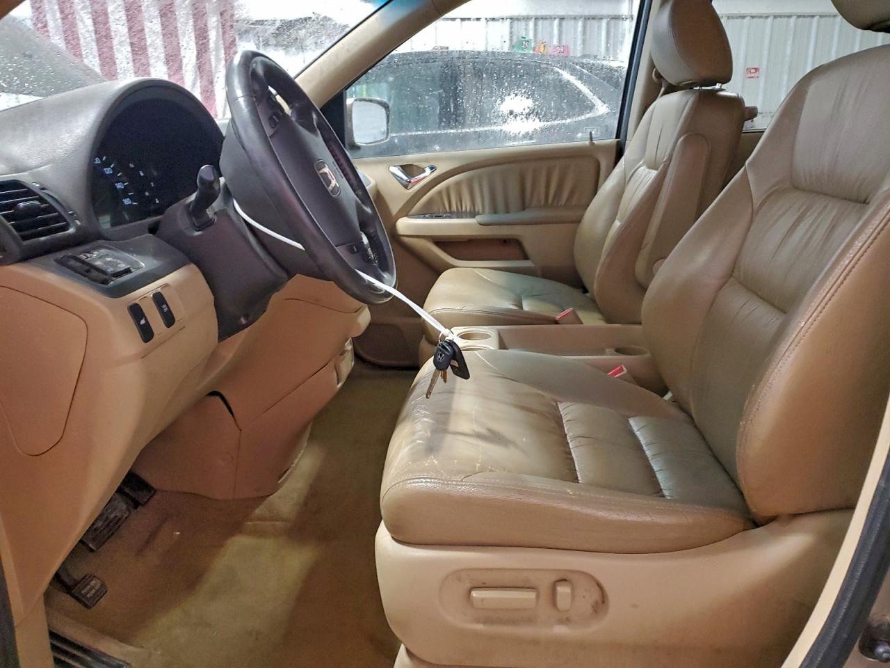 2010 Honda Odyssey Exl VIN: 5FNRL3H68AB004437 Lot: 92974165