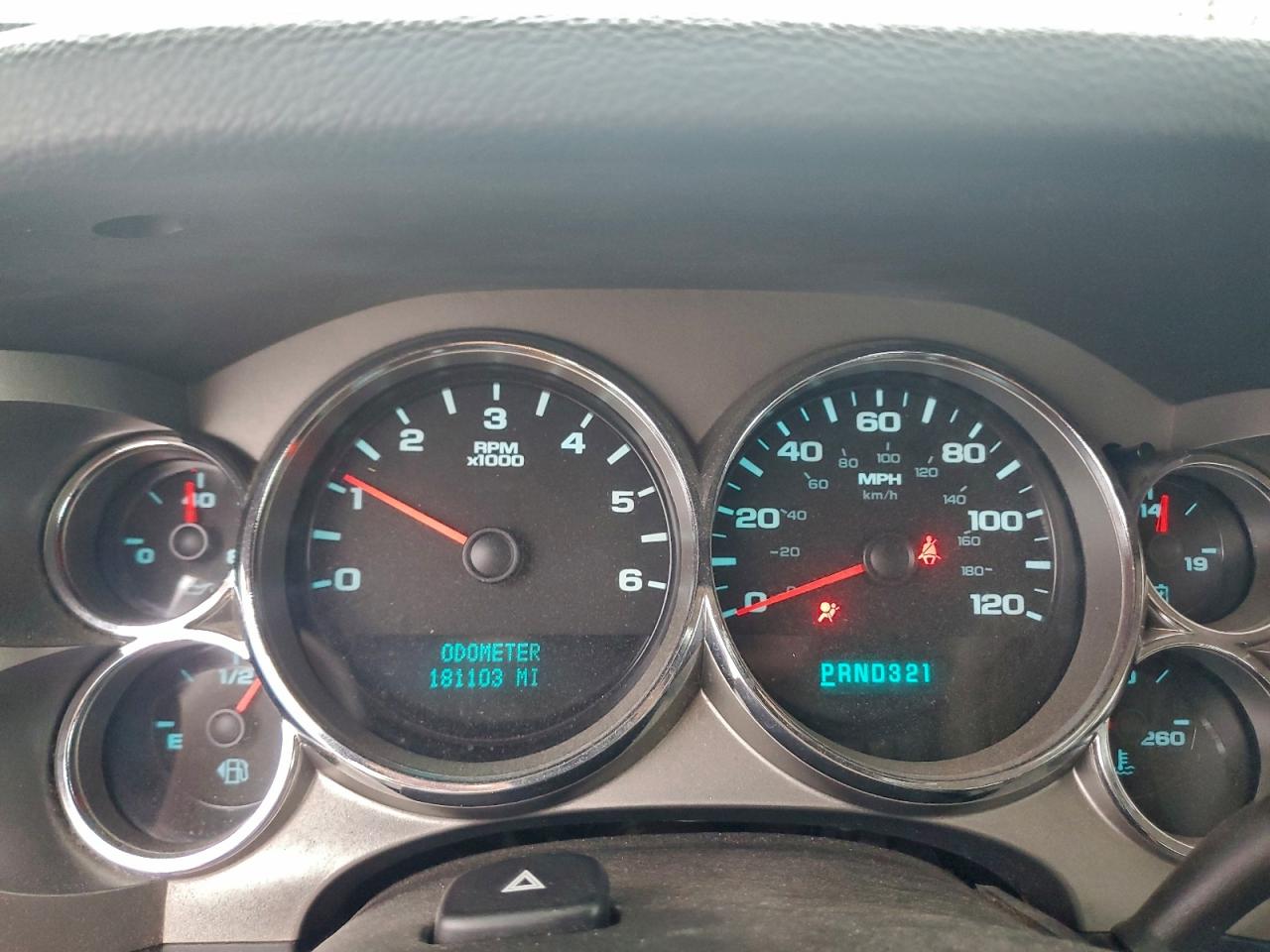 2008 Chevrolet Silverado C1500 VIN: 2GCEC19J781325727 Lot: 94188105