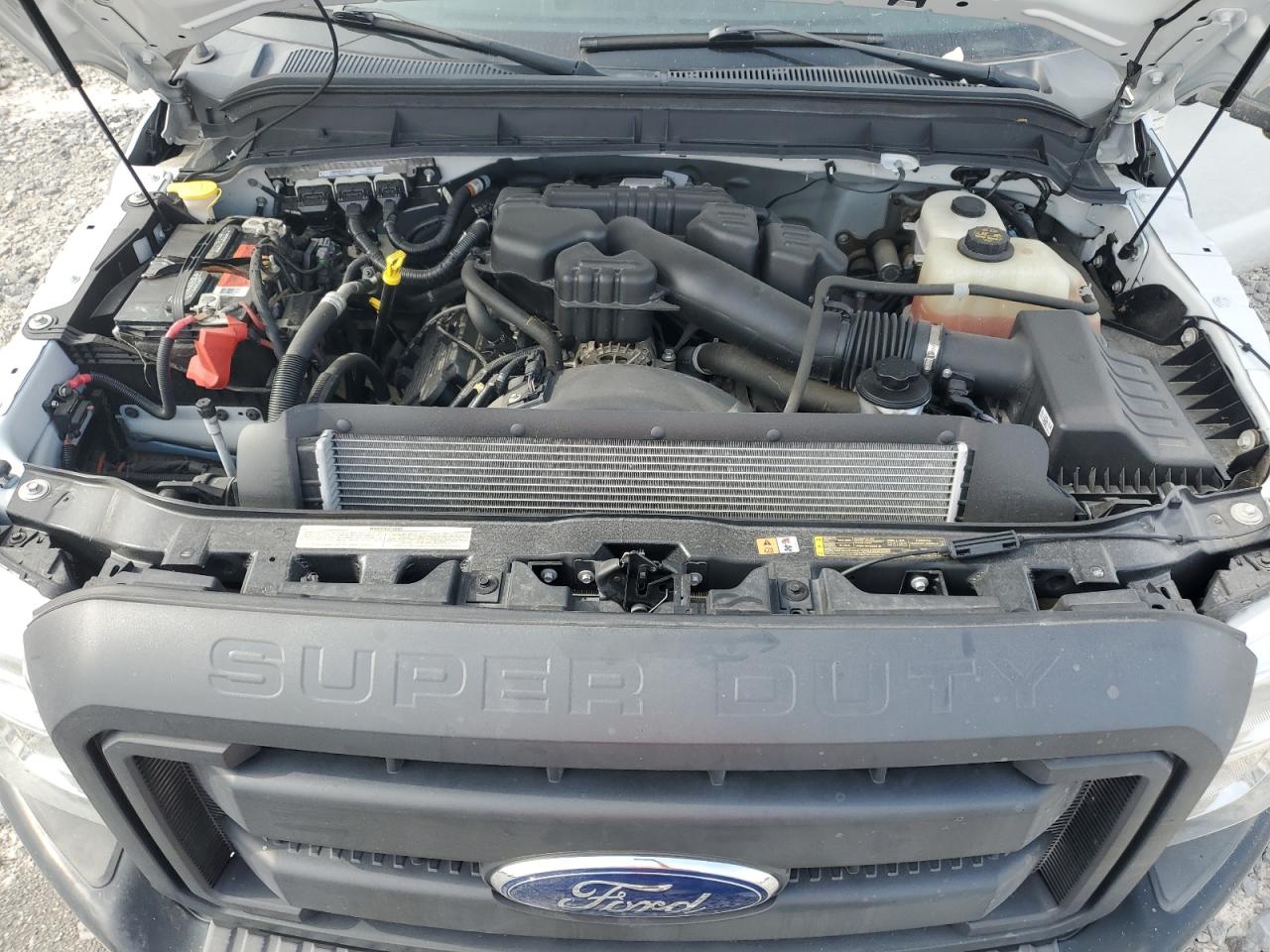 2015 Ford F350 Super Duty Flatbed Truck VIN: 1FD8W3G64FEC57716 Lot: 92682795