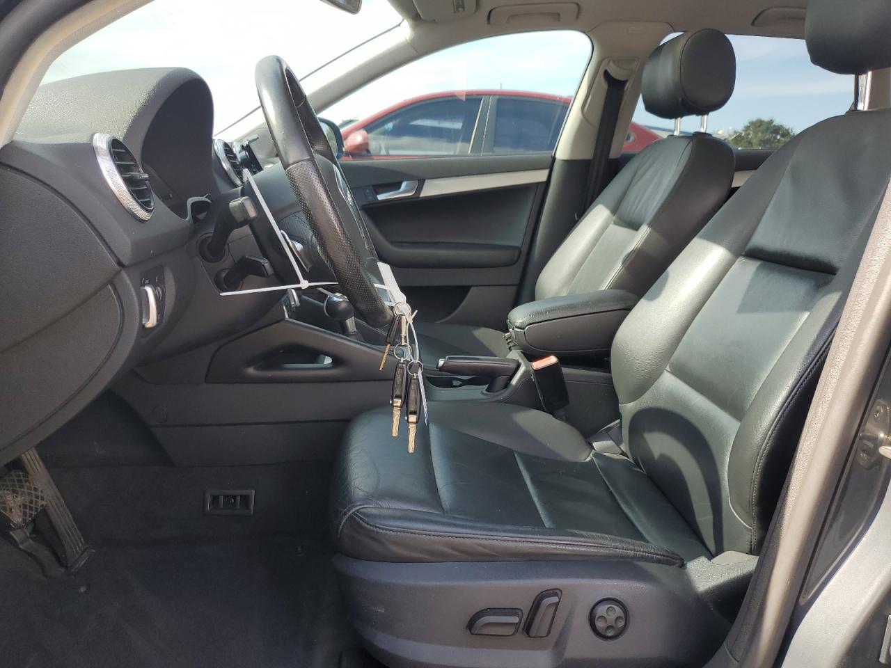 2011 Audi A3 Premium Plus VIN: WAUKEAFM9BA097588 Lot: 92603035