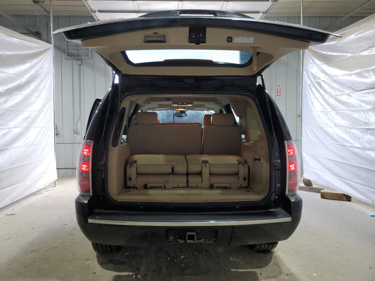 2007 GMC Yukon Denali VIN: 1GKFK63857J201443 Lot: 93060005