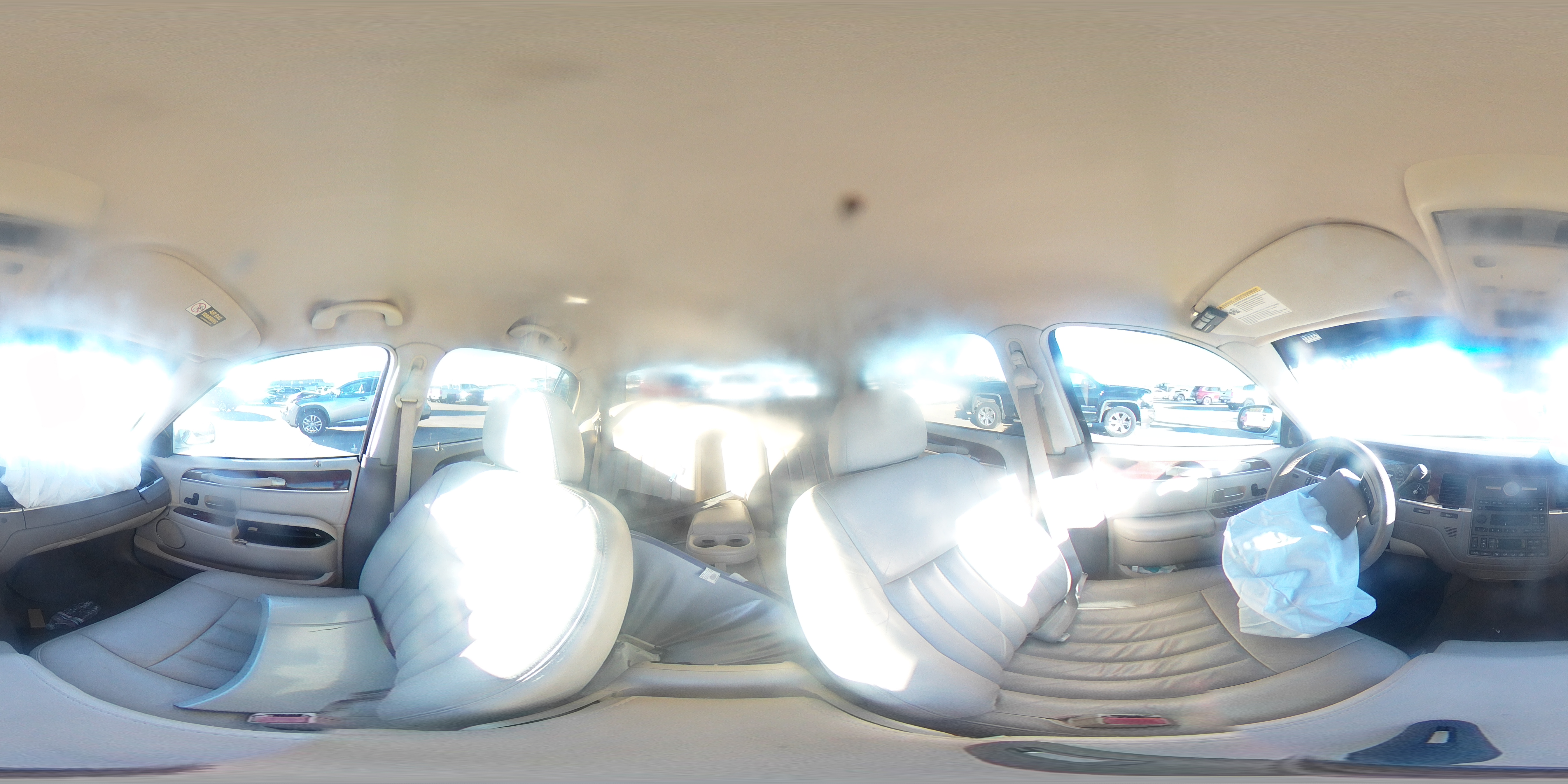 2005 Lincoln Town Car Signature VIN: 1LNHM81W35Y669845 Lot: 94533395