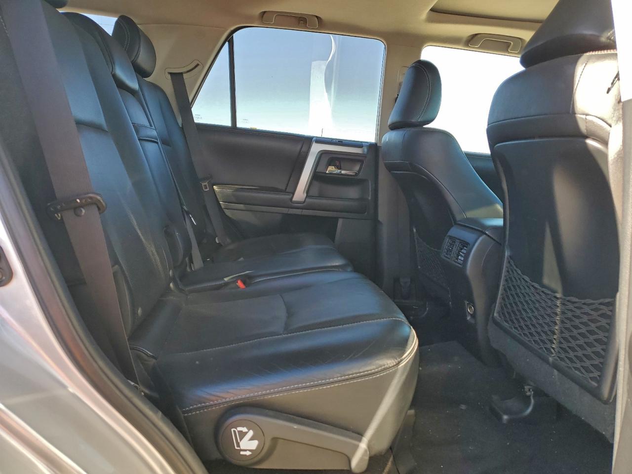 2015 Toyota 4Runner Sr5 VIN: JTEZU5JR6F5085276 Lot: 94475905