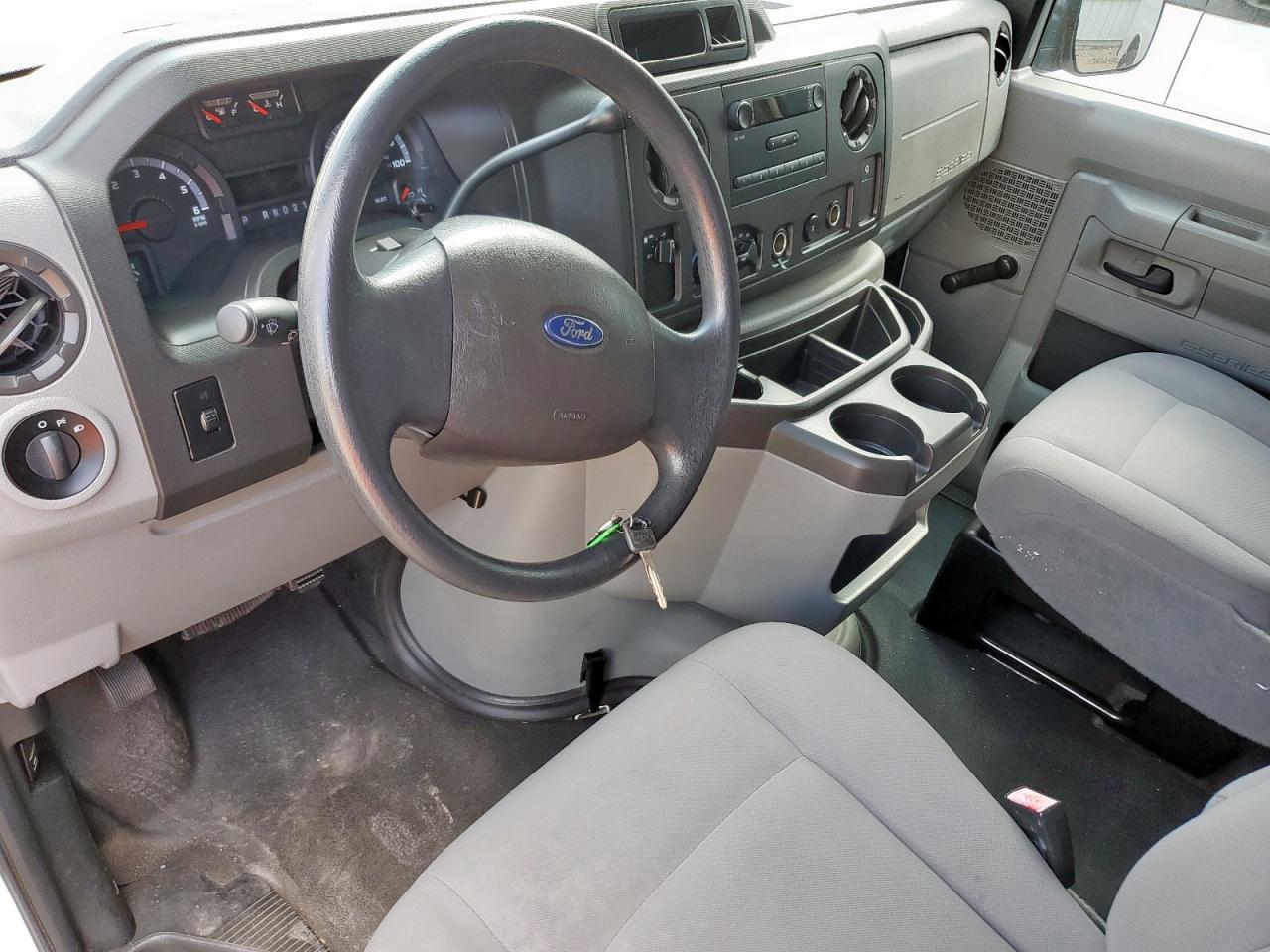 2013 Ford Econoline E350 Super Duty Wagon VIN: 1FBNE3BL3DDB05425 Lot: 92706305