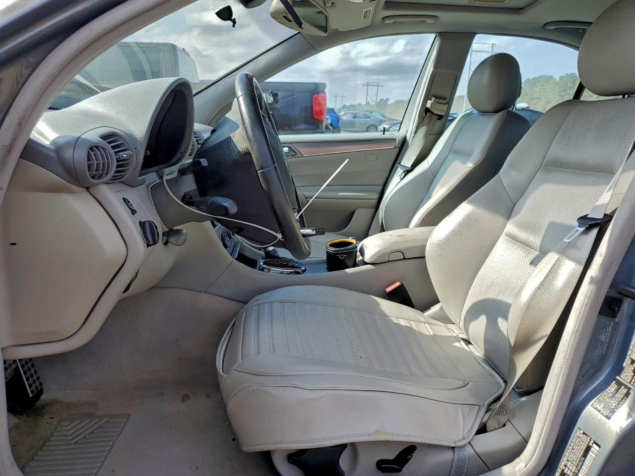 2005 Mercedes-Benz C 230K Sport Sedan VIN: WDBRF40J15F669676 Lot: 93912205