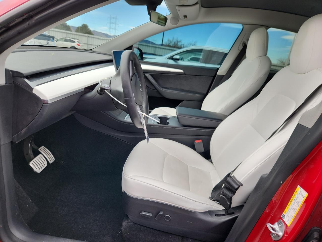 2022 Tesla Model Y VIN: 7SAYGDEF0NF537238 Lot: 90861035