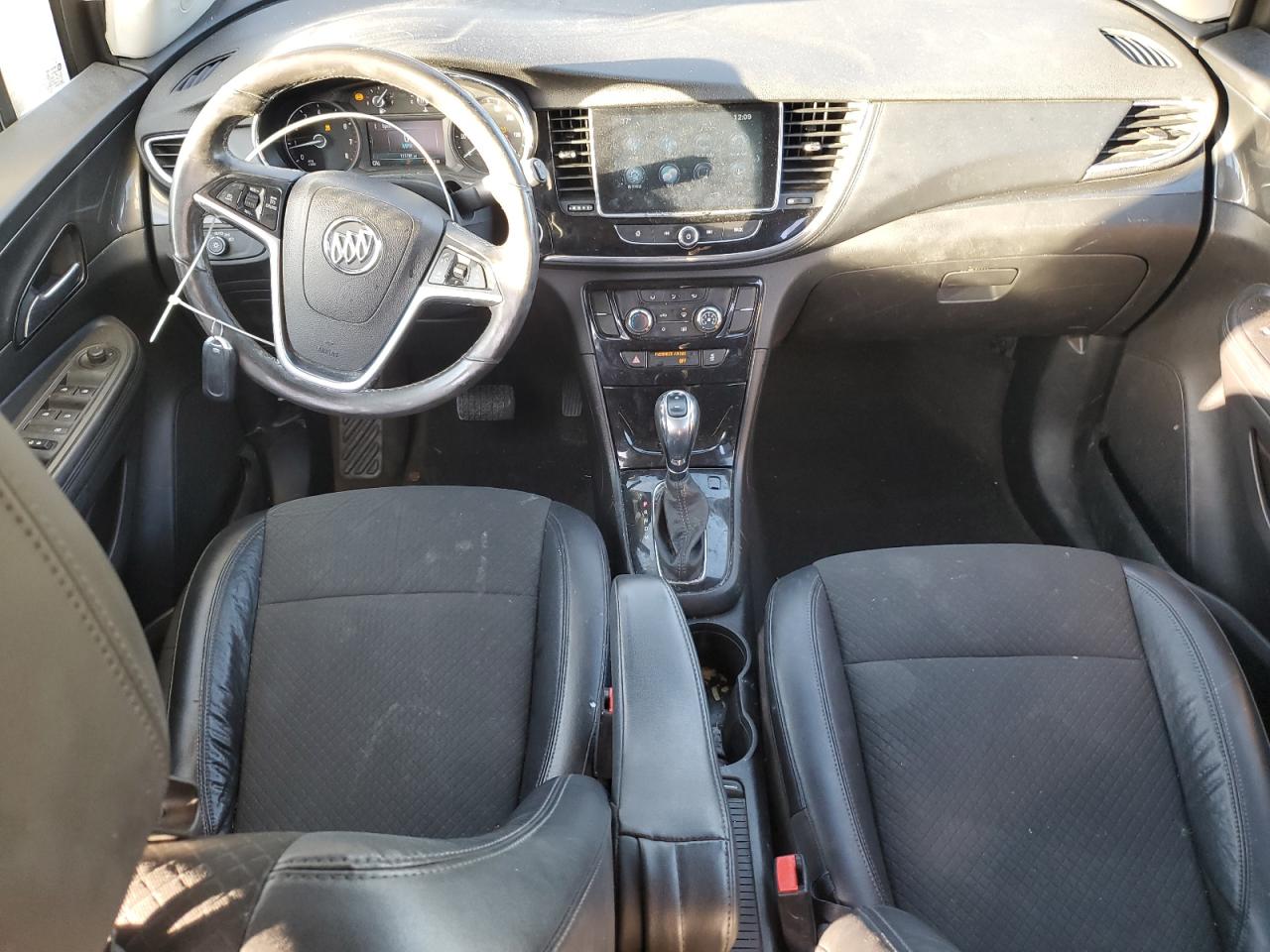 2017 Buick Encore Preferred VIN: KL4CJASB0HB000881 Lot: 92666155