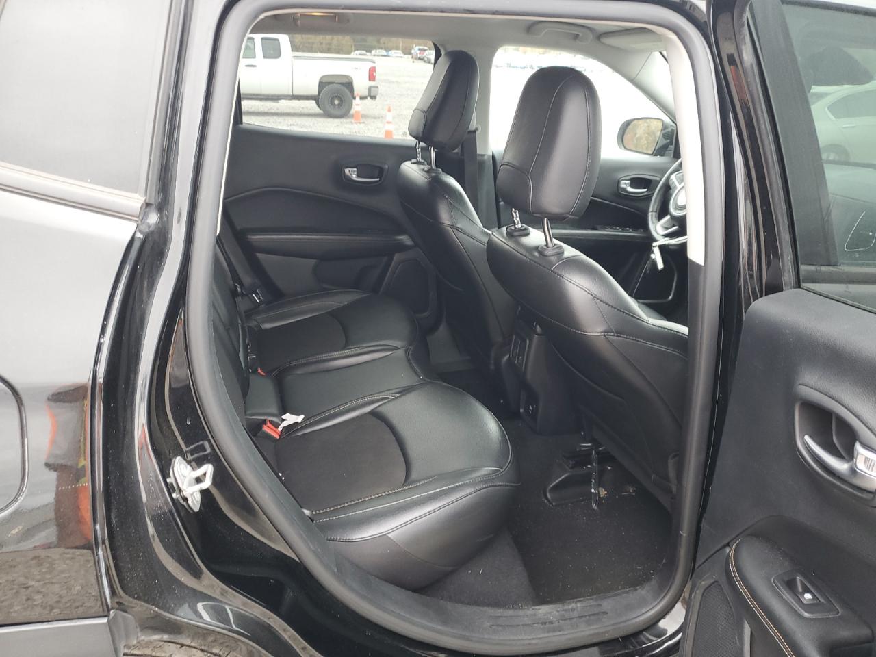 2020 Jeep Compass Latitude VIN: 3C4NJDBB0LT229262 Lot: 92915245