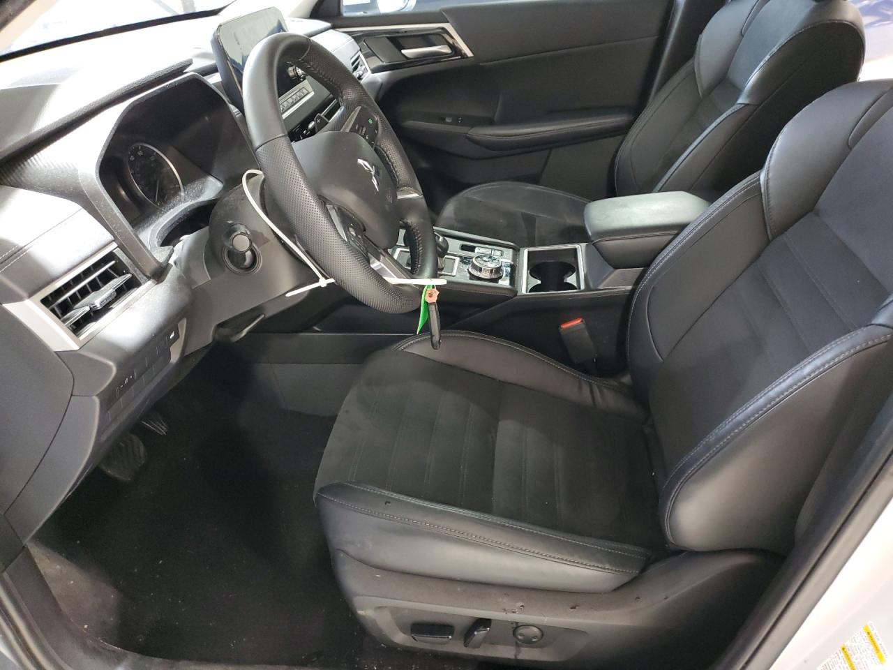 2023 Mitsubishi Outlander Se VIN: JA4J4UA82PZ045638 Lot: 92694505