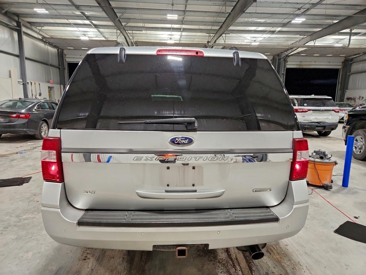 2016 Ford Expedition Xlt VIN: 1FMJU1JTXGEF37782 Lot: 92978925