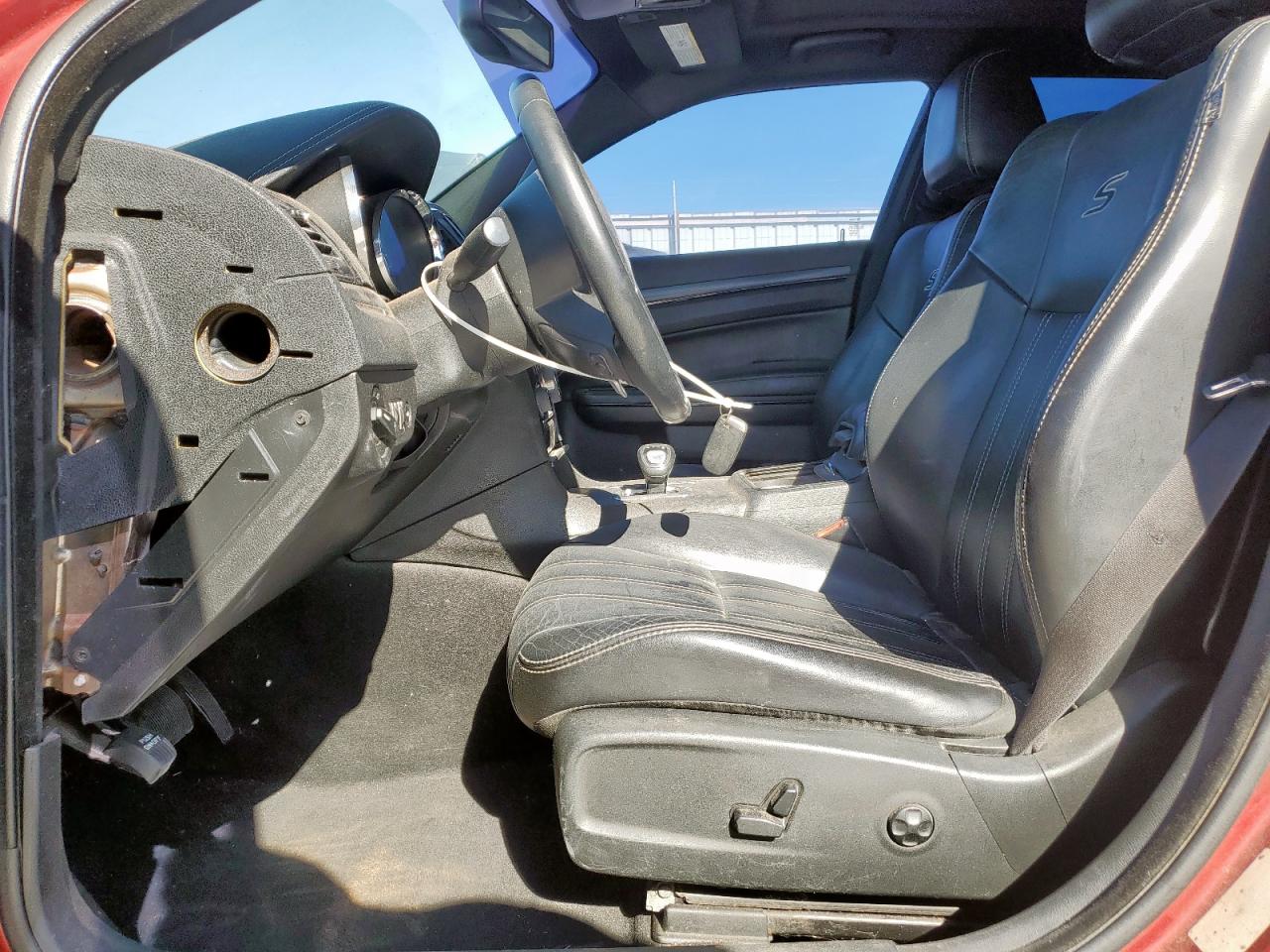 2013 Chrysler 300 S VIN: 2C3CCABG8DH668882 Lot: 92454065