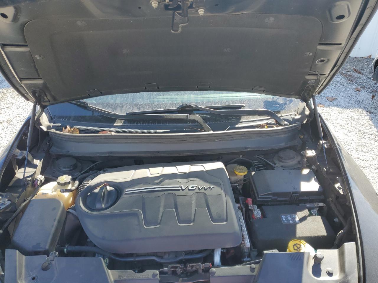 2017 Jeep Cherokee Latitude VIN: 1C4PJMCS5HW583741 Lot: 90630665