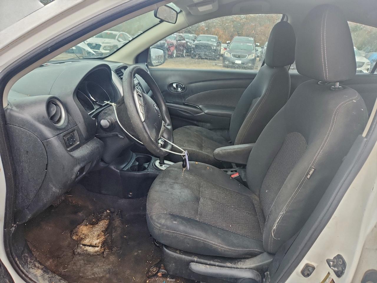 2015 Nissan Versa S VIN: 3N1CN7AP0FL897404 Lot: 91902955