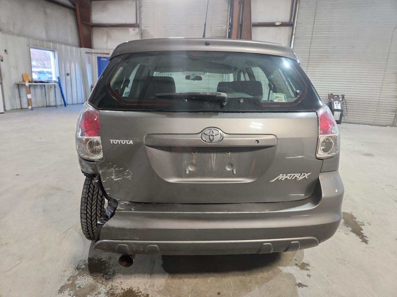 2008 Toyota Corolla Matrix Xr VIN: 2T1KR32E68C720400 Lot: 93436085