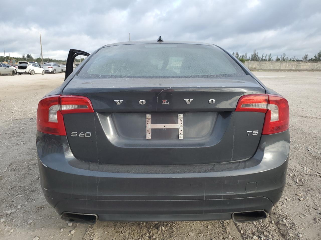 2014 Volvo S60 T5 VIN: YV1612FS5E2299048 Lot: 91816925
