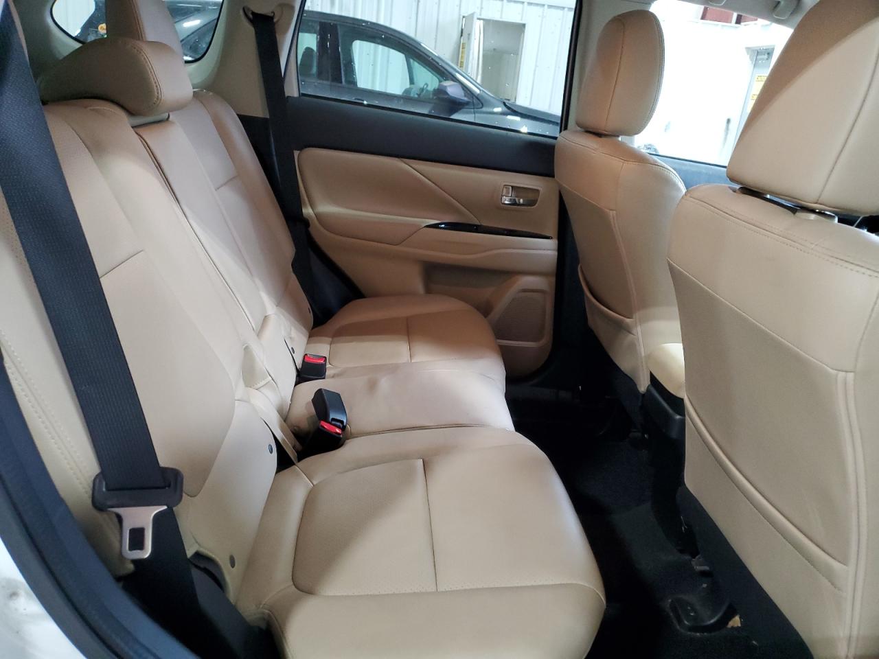 2018 Mitsubishi Outlander Se VIN: JA4AZ3A31JZ067928 Lot: 92606135