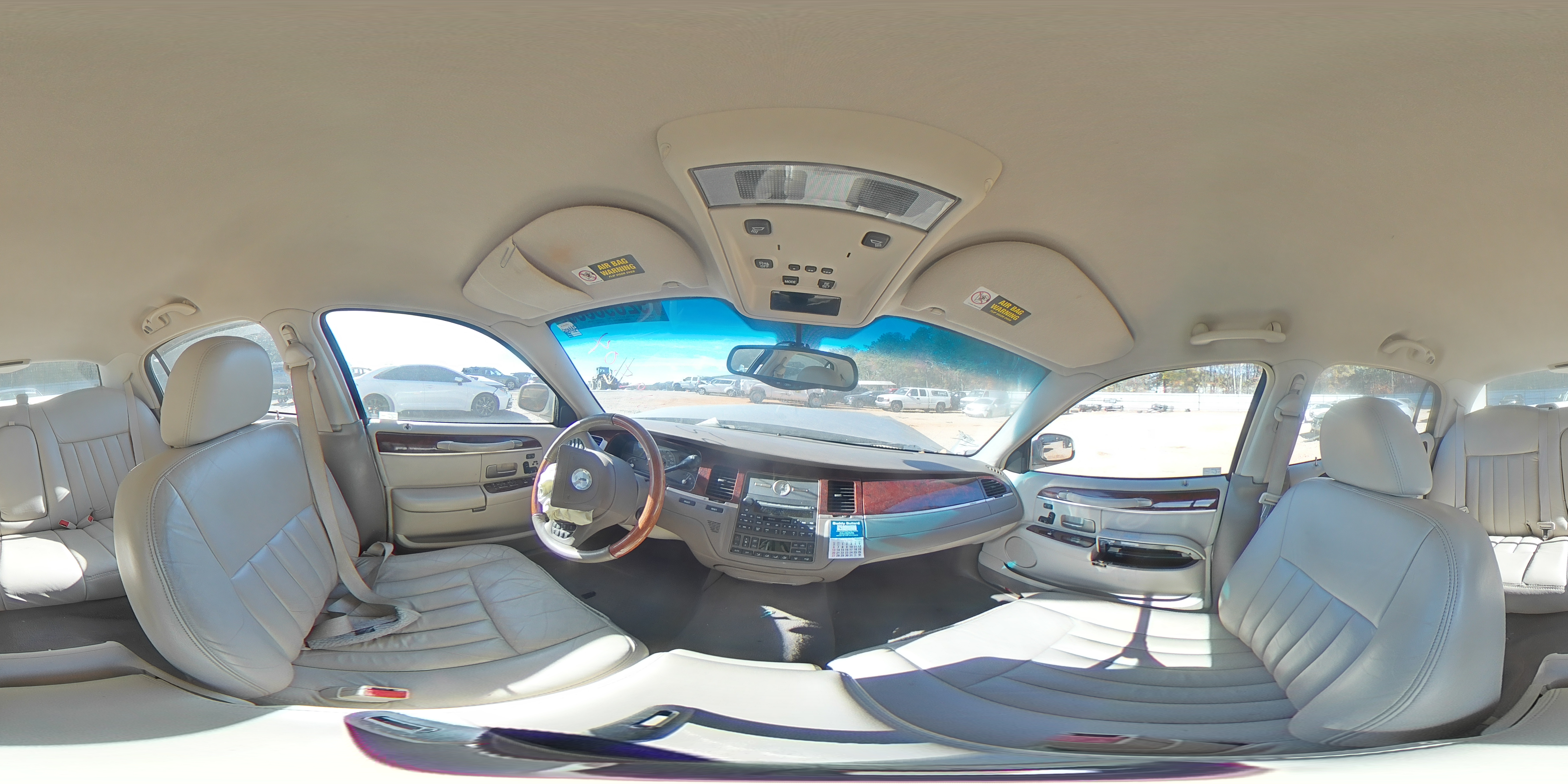 2003 Lincoln Town Car Signature VIN: 1LNHM82W83Y619504 Lot: 92893885