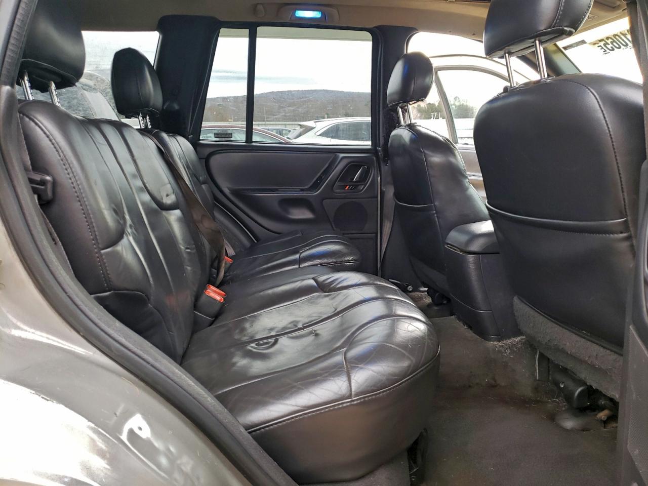 2000 Jeep Grand Cherokee Laredo VIN: 1J4GW48S0YC322734 Lot: 94291065