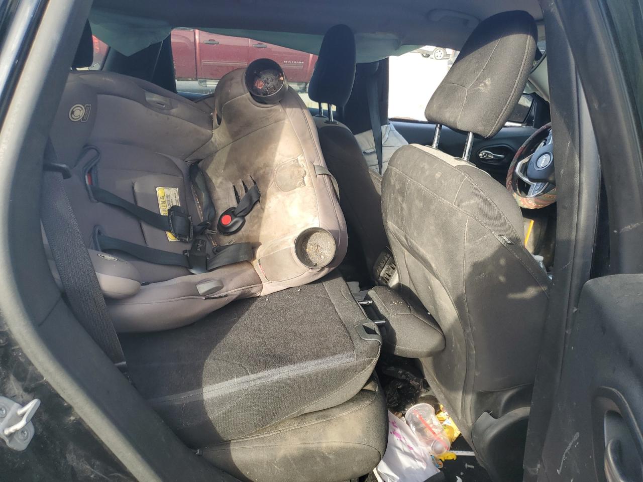 2014 Jeep Cherokee Latitude VIN: 1C4PJLCS2EW115312 Lot: 92224105