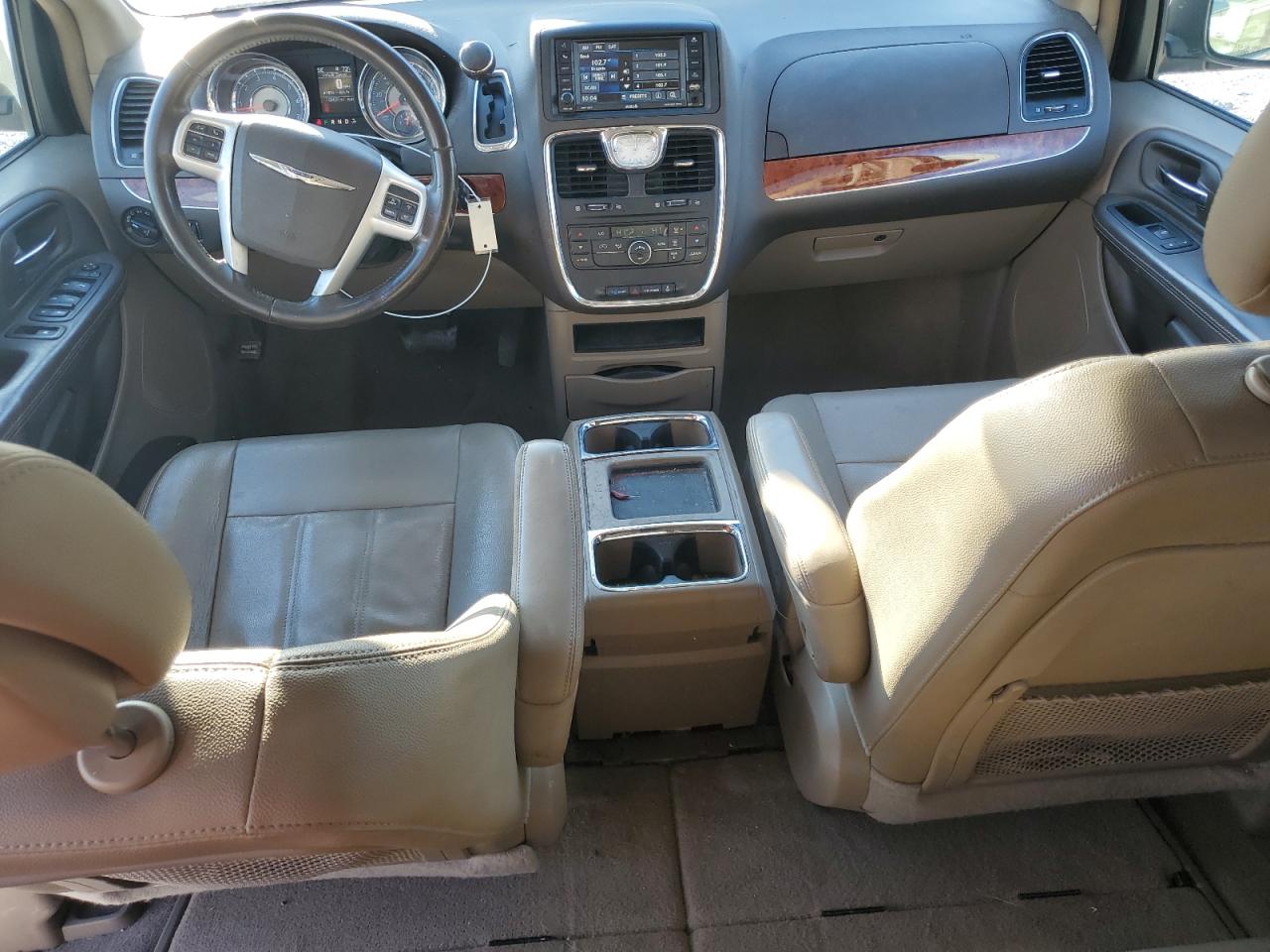 2016 Chrysler Town & Country Touring VIN: 2C4RC1BGXGR148459 Lot: 91647625