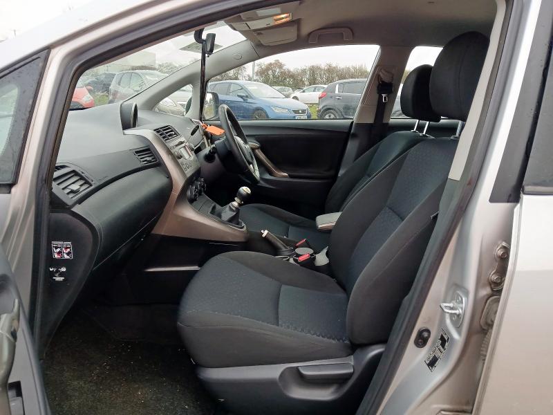 2010 TOYOTA VERSO 2.0 D-4D TR 5DR