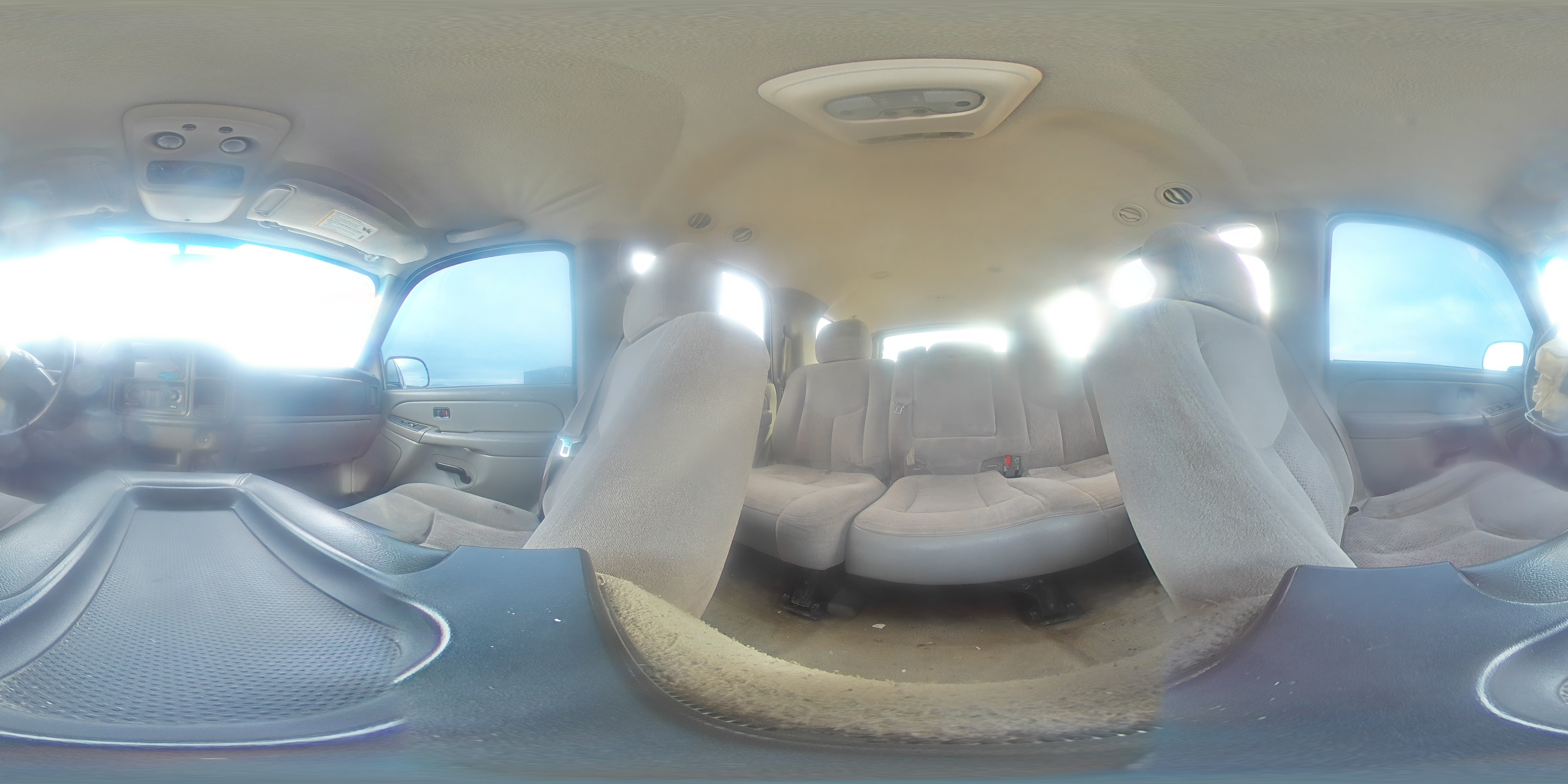 2004 Chevrolet Tahoe K1500 VIN: 1GNEK13V64J103718 Lot: 93905575