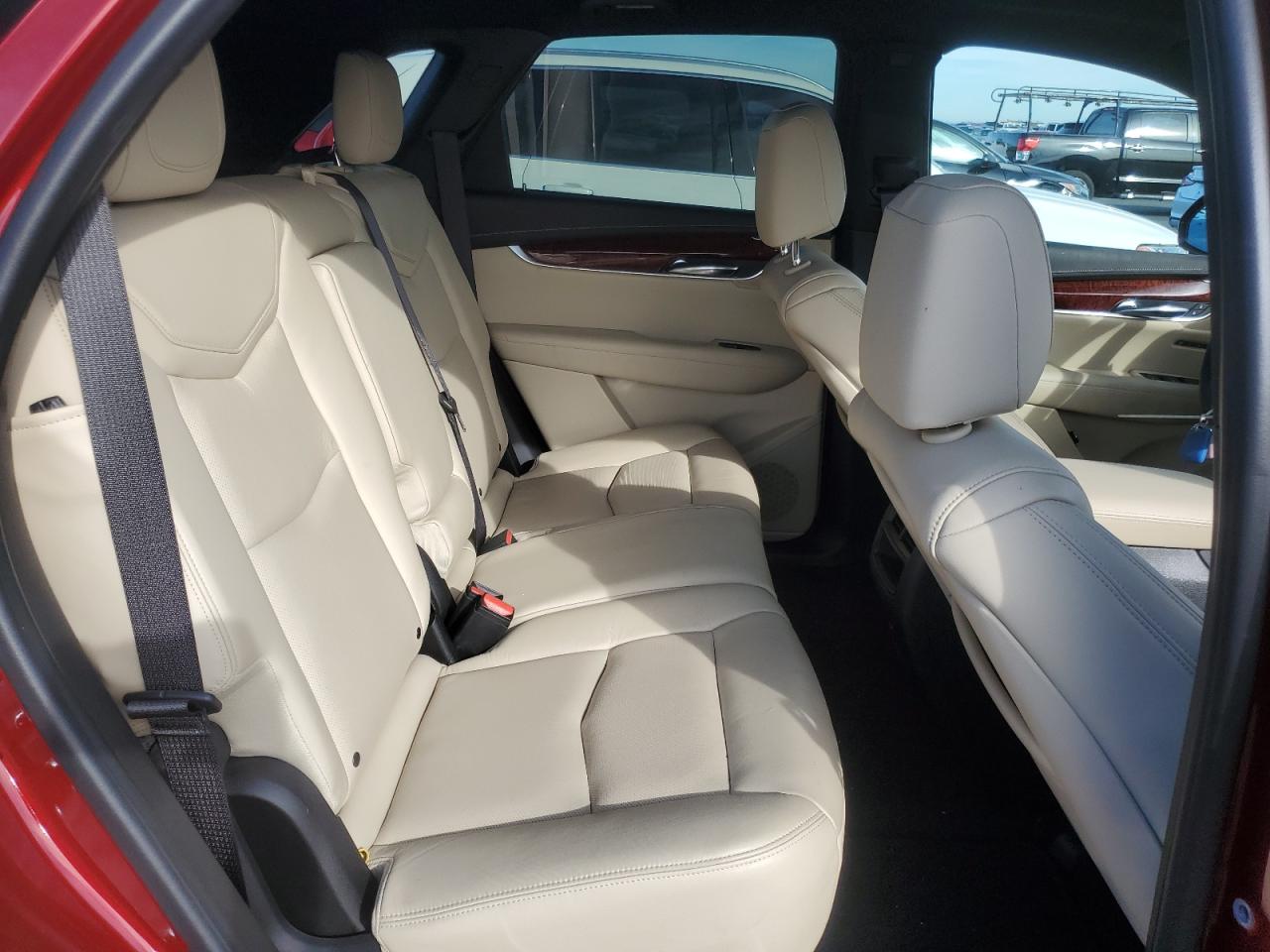 2017 Cadillac Xt5 Premium Luxury VIN: 1GYKNCRS8HZ123272 Lot: 92211835