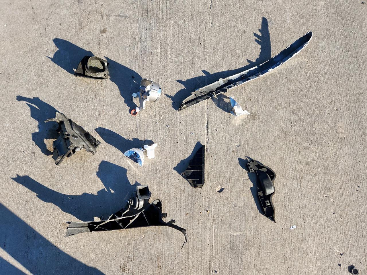 2011 Hyundai Genesis 3.8L VIN: KMHGC4DE1BU143291 Lot: 91998165