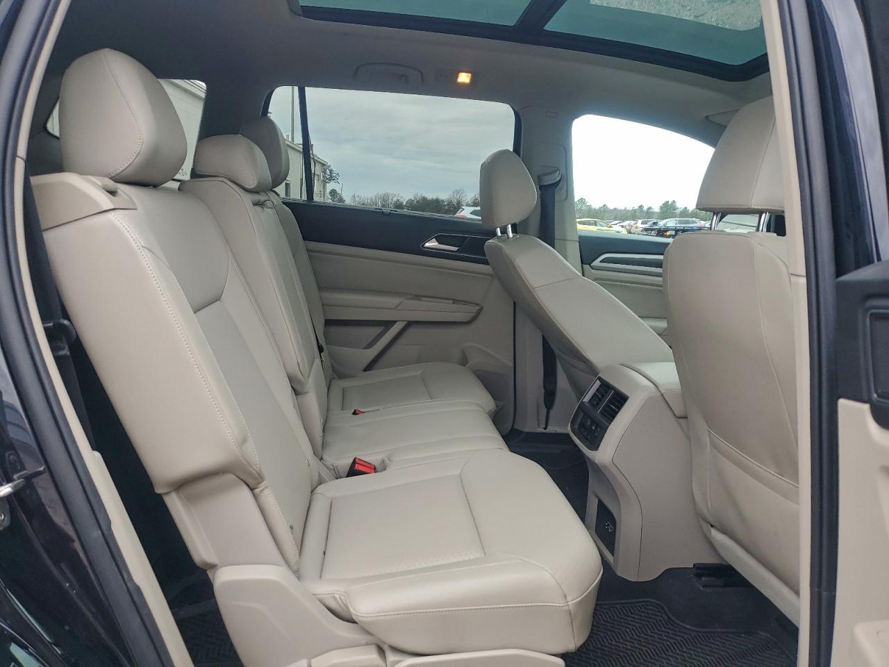 2019 Volkswagen Atlas Sel VIN: 1V2MR2CA7KC516847 Lot: 93909675